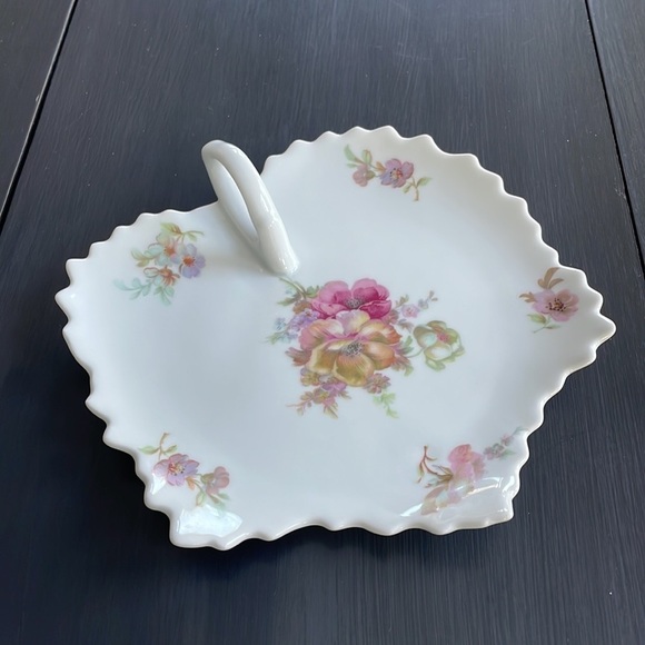 Limoges France Fruit Dish Handled Leaf Shaped - Picture 7 of 7